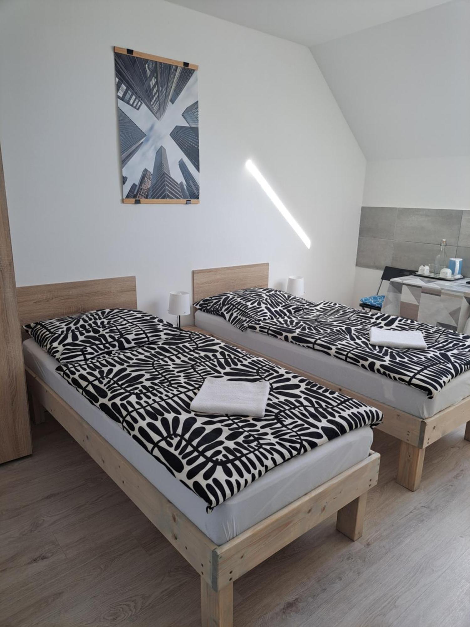 Apartmany Amalia Πιεστάνυ Εξωτερικό φωτογραφία
