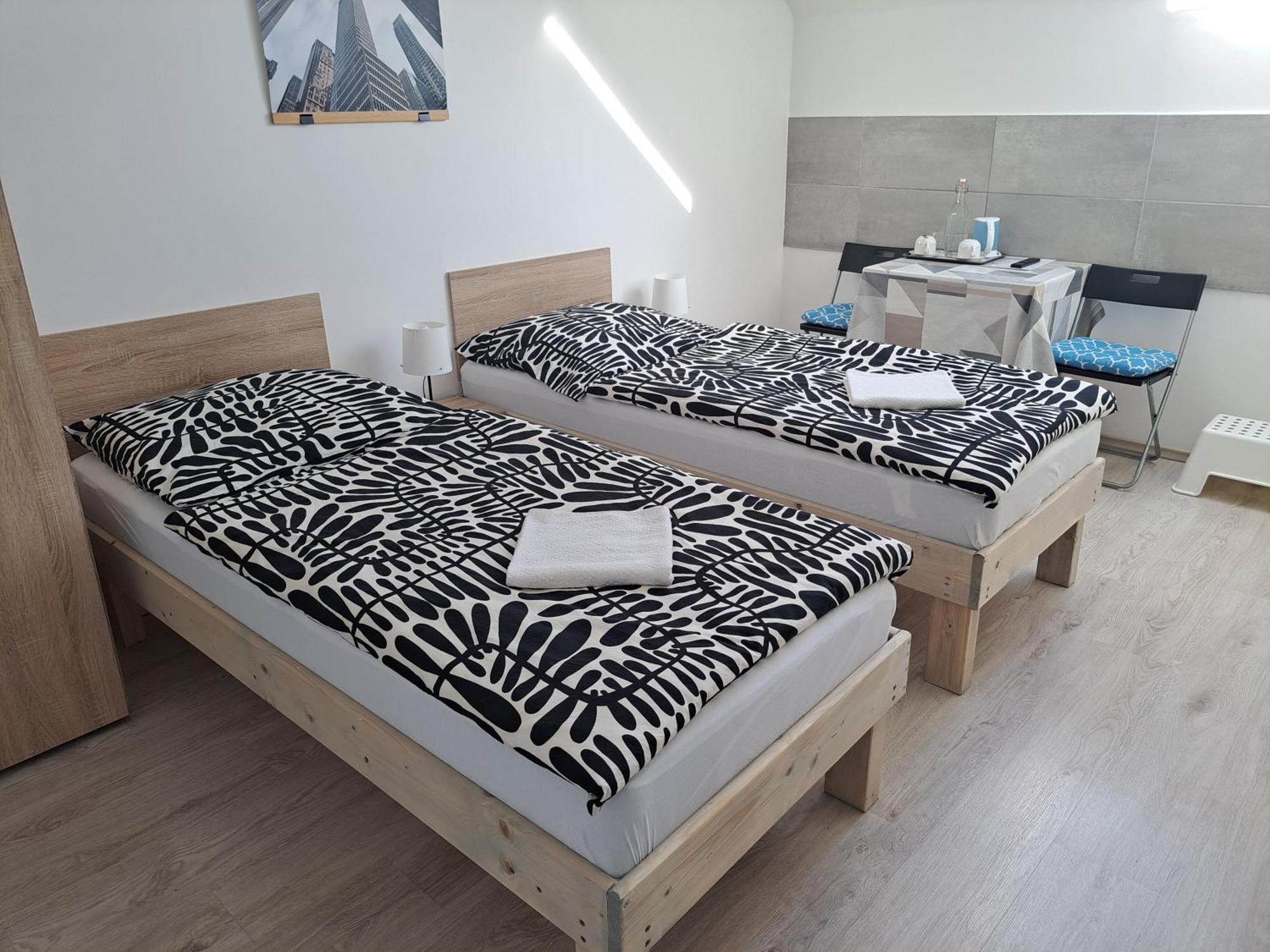 Apartmany Amalia Πιεστάνυ Εξωτερικό φωτογραφία